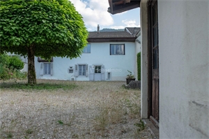maison de village à la vente -   01130  LES NEYROLLES, surface 273 m2 vente maison de village - UBI479969300